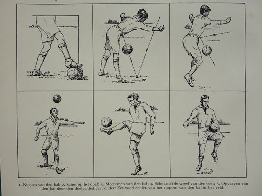 VOETBAL Oude Prent uit 1938 Originele vintage Nederlandse illustratie Voetbal Kleine print