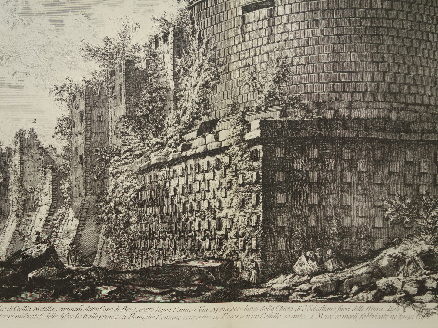 Oude prent van De Tombe van Caecilia Metella Rome Via Appia uit 1886 antieke facsimile Piranesi uit Vedute di Roma vintage print