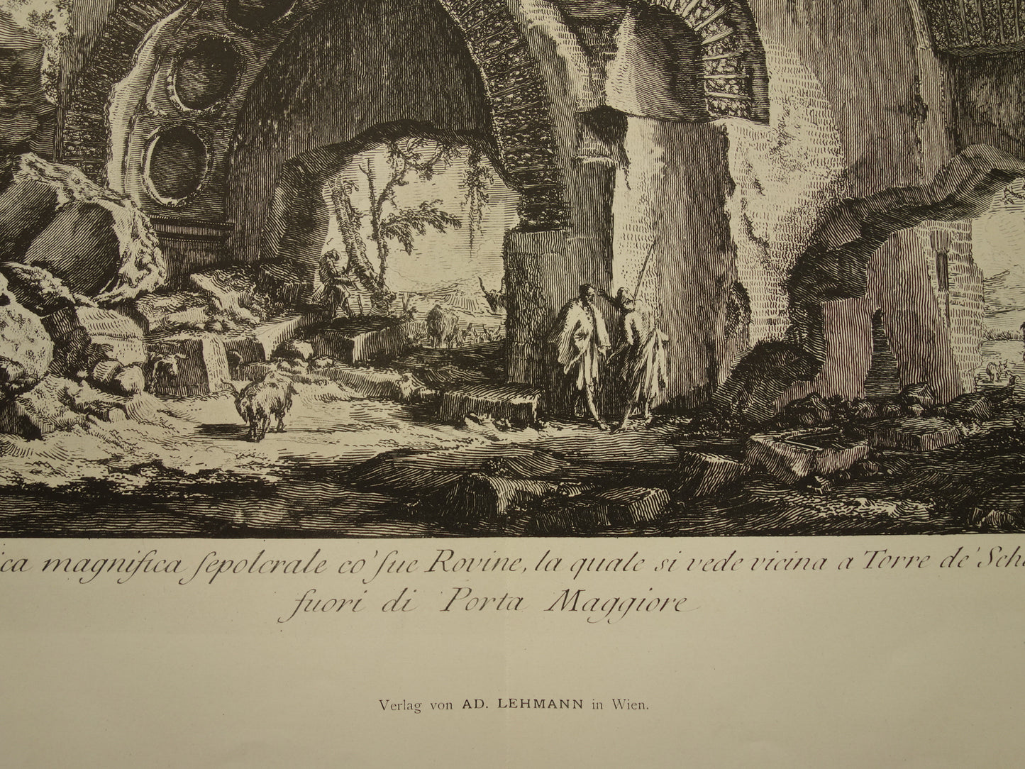 Oude prent van Piranesi uit 1886 antieke facsimile 'Veduta degli Avanzi di Fabbrica magnifica sepolcrale' uit Le Antichità Romane vintage print poster