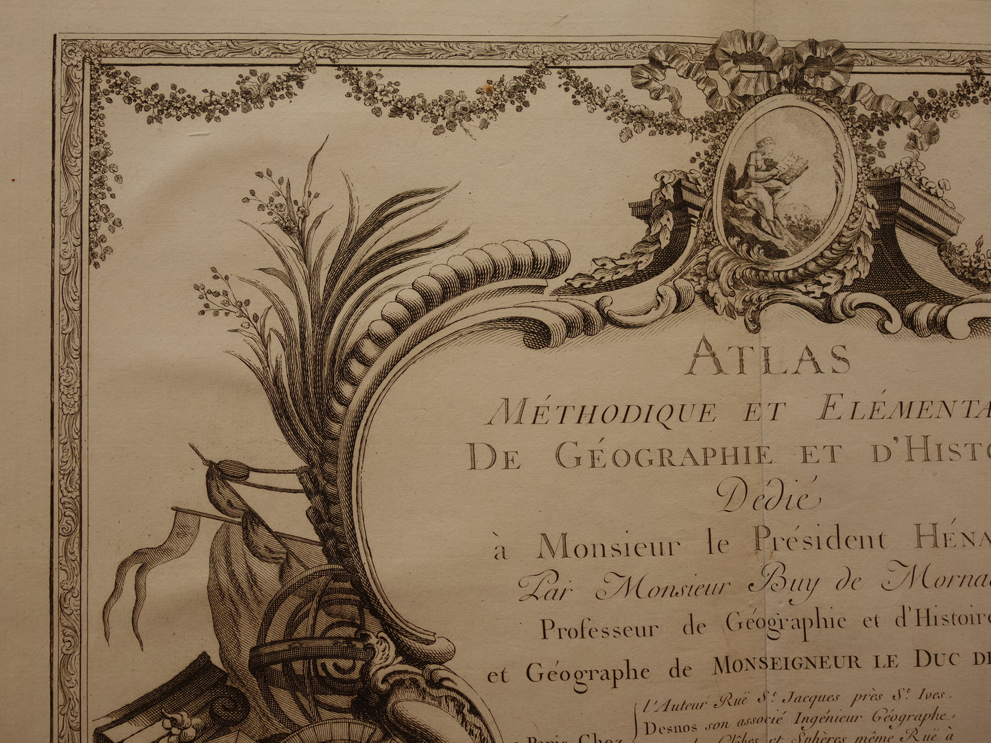 Atlas Titel Pagina uit 1761 Grote oude Franse Print 39x56 cm Geografie antieke Illustratie Prent