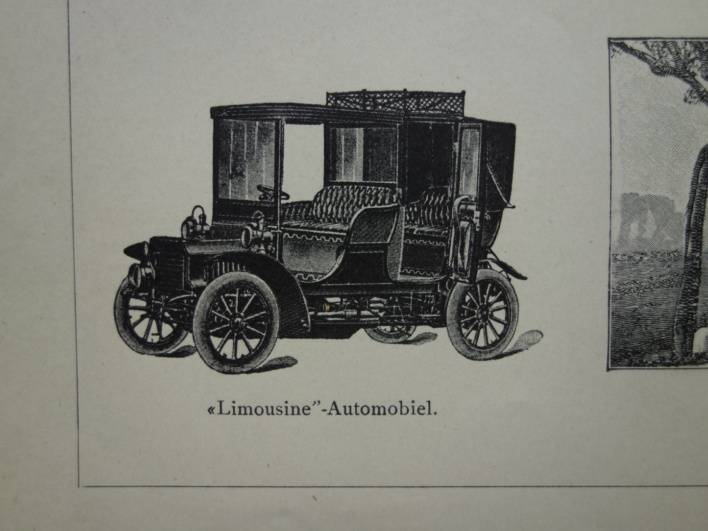 Oude prent van oldtimers Originele antieke print klassieke auto's Vintage illustratie Daimler Peugeot Limousine